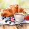 croissant__ripe_berries3