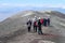 Etna - Escursionisti sul bordo del Bocca Nuova