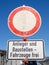 German traffic sign: Passage forbidden. Exception for residents and construction vehicles.
