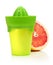 Green manual juicer and citrus fruit