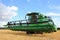 John Deere Harvester S670i with header 625r