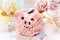 Kids party: cute pink piglet cake