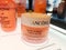 Lancome Rose Sorbet Cryo-Mask has a cooling effect. Salicylic acid cleans the surface, exfoliates keratinized particles and