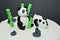 Panda bears fondant cake - figurine details