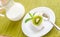 Pavlova meringue with kiwifruit slices