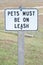 Pets On Leash Sign