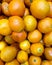 Photo mandarin, tangerine on the counter supermarket