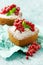 Pound cakes with red currant