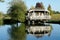 Romantical cottage on a lake in Bordeaux, France