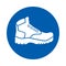 Safety shoes must be worn. M008. Standard ISO 7010