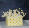 Square fondant cake with daisies