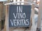 In vino veritas sign