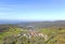 Vista panorÃ¡mica del pequeÃ±o pueblo de Cerdedelo entre montaÃ±as al comienzo de la primavera