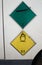 wo stickers for plate, the yellow one indicates the transport of oxidizing materials, the green one indicates the transport of non