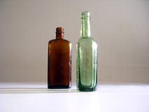 2 bottles old Fotografering för Bildbyråer
