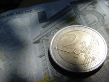 2 euro et plus 2 euro et plus