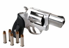 .357 Revolver del magnum con i richiami Fotografia Stock Libera da Diritti