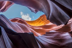 Abbassi il canyon dell'antilope immagine stock Abbassi il canyon dell'antilope immagine stock