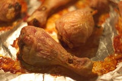 Abstrakcjonistyczny skład dla projektantów z gorącą piec na grillu ptactwo nogą dis zdjęcia stock Abstrakcjonistyczny skład dla projektantów z gorącą piec na grillu ptactwo nogą dis zdjęcia stock