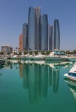 Abu Dhabi: en sikt från taket arkivbilder Abu Dhabi: en sikt från taket arkivbilder