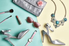Accesorios de la mujer del diseño de la moda fijados mínimo Arte foto de archivo Accesorios de la mujer del diseño de la moda fijados mínimo Arte foto de archivo