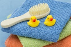 Accessoires de bain de bébé photos libres de droits Accessoires de bain de bébé photos libres de droits