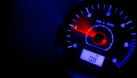 Accélérez ! ! ! ROUGE ET BLEU Accélérez ! ! ! ROUGE ET BLEU