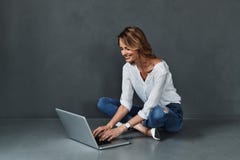 Achat en ligne photographie stock Achat en ligne photographie stock