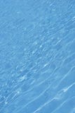 Acqua d'increspatura del raggruppamento fotografie stock libere da diritti Acqua d'increspatura del raggruppamento fotografie stock libere da diritti