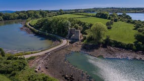 Mahee or Nendrum Castle. county Down, Northern Ireland royalty free stock images Mahee or Nendrum Castle. county Down, Northern Ireland royalty free stock images