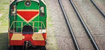 Afleidende locomotief bij station het Sorteren royalty-vrije stock afbeelding Afleidende locomotief bij station het Sorteren royalty-vrije stock afbeelding