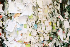 Aimez les notes sticked sur un mur à Vérone image stock Aimez les notes sticked sur un mur à Vérone image stock