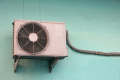 Airconditionercompressor stock foto Airconditionercompressor stock foto
