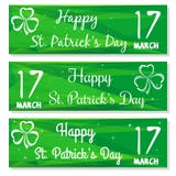 Ajuste bandeiras com três símbolos com folhas do trevo 17 de março Fundos com felicitações no dia do St Patricks Foto de Stock Ajuste bandeiras com três símbolos com folhas do trevo 17 de março Fundos com felicitações no dia do St Patricks Foto de Stock