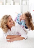 Al tijd van de glimlachenkwaliteit met mamma stock fotografie Al tijd van de glimlachenkwaliteit met mamma stock fotografie