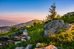 Alba epica nella cresta dell'alta montagna Fotografia Stock Libera da Diritti Alba epica nella cresta dell'alta montagna Fotografia Stock Libera da Diritti