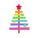 Albero di Natale luminoso nei colori dell'arcobaleno con una stella rossa e le palle colorate su un fondo bianco illustrazione vettoriale Albero di Natale luminoso nei colori dell'arcobaleno con una stella rossa e le palle colorate su un fondo bianco illustrazione vettoriale