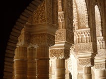 Alhambra αψίδες φρουρίων στοκ φωτογραφίες Alhambra αψίδες φρουρίων στοκ φωτογραφίες