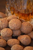 Alimento dell'italiano di amaretti dei biscotti fotografia stock libera da diritti Alimento dell'italiano di amaretti dei biscotti fotografia stock libera da diritti