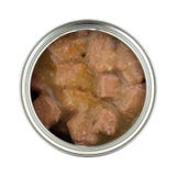 Alimento para cães do pedaço da galinha no molho foto de stock Alimento para cães do pedaço da galinha no molho foto de stock