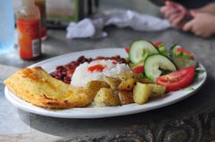 Alimento típico de Rican de la costa de Casado Foto de archivo libre de regalías Alimento típico de Rican de la costa de Casado Foto de archivo libre de regalías