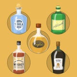 Alkoholów silni napoje w butelki kreskówki szkieł whisky koniaka brandy wina wektoru ilustraci royalty ilustracja Alkoholów silni napoje w butelki kreskówki szkieł whisky koniaka brandy wina wektoru ilustraci royalty ilustracja