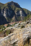 Alpi Apuane, Massa Carrara, Toscana, Italia Vista panor?mica del th imágenes de archivo libres de regalías Alpi Apuane, Massa Carrara, Toscana, Italia Vista panor?mica del th imágenes de archivo libres de regalías