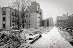 Alta línea nevada en invierno, Chelsea, New York City imagenes de archivo Alta línea nevada en invierno, Chelsea, New York City imagenes de archivo