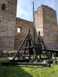 Altes Katapult, Lozoya-Schloss stockbild Altes Katapult, Lozoya-Schloss stockbild
