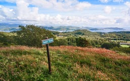 Altitude de l'île, une vue des fjords et d'autres îles à partir du dessus photos stock Altitude de l'île, une vue des fjords et d'autres îles à partir du dessus photos stock