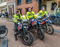 Amsterdam Augusti 5 2017: Fartyg av kanalen 2017 ståtar segling royaltyfria foton Amsterdam Augusti 5 2017: Fartyg av kanalen 2017 ståtar segling royaltyfria foton