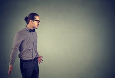 Annoyed frustrierte verärgerten jungen Mann stockfotos Annoyed frustrierte verärgerten jungen Mann stockfotos