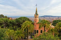 Antonio Gaudi dom w parkowym Guell, Barcelona fotografia royalty free Antonio Gaudi dom w parkowym Guell, Barcelona fotografia royalty free