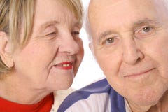 Anziani fortunatamente sposati nell'amore Fotografia Stock Anziani fortunatamente sposati nell'amore Fotografia Stock